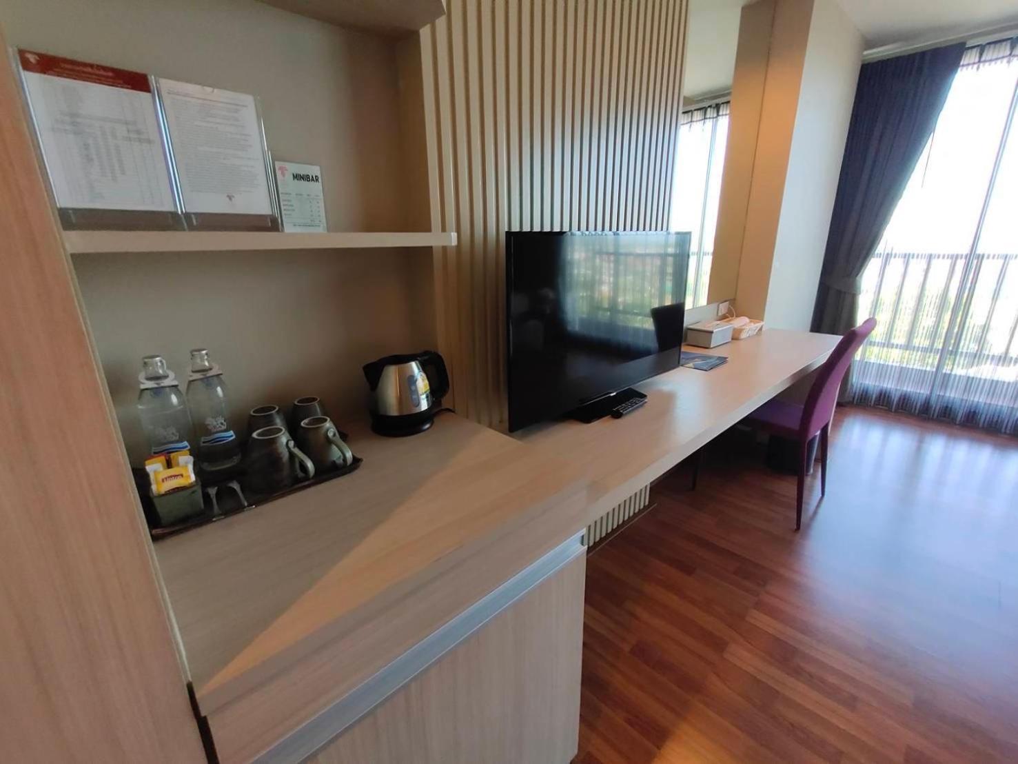 Tonaoi Grand Hotel Hat Yai Exteriör bild