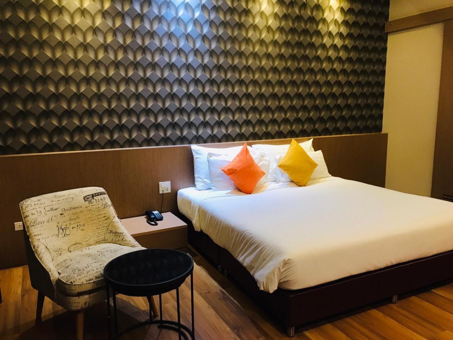 Tonaoi Grand Hotel Hat Yai Exteriör bild